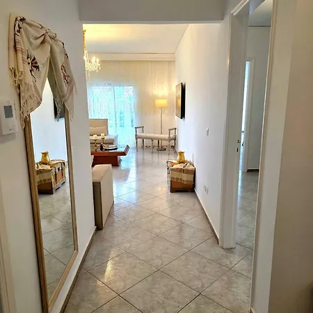Center Luxury Spacious A&m Ii Apartment Rhodes City