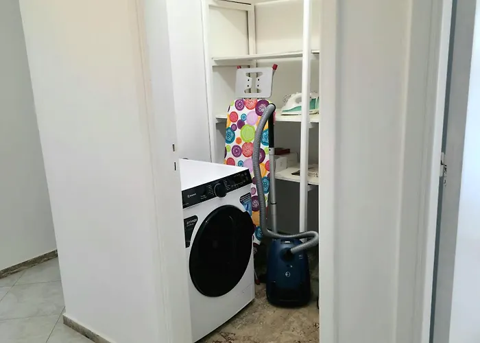 Center Luxury Spacious A&m Ii شقة