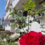 Center Luxury Spacious A&m Ii Rhodes City